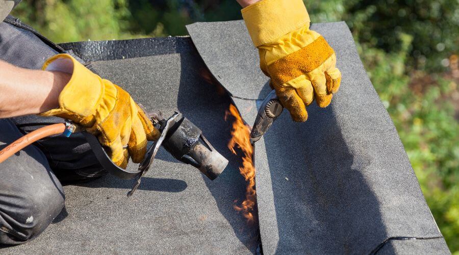 Professional residential roofers in Hall Summit, LA